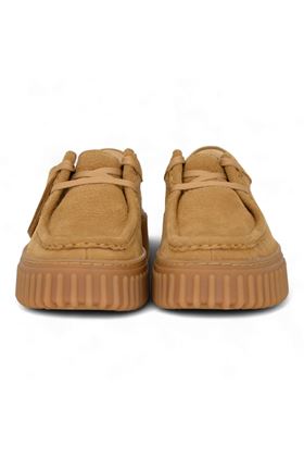 Scarpa lacci donna in cmaoscio colore sabbia. CLARKS | TORHILL BEE-LIGHT TAN NABUCK